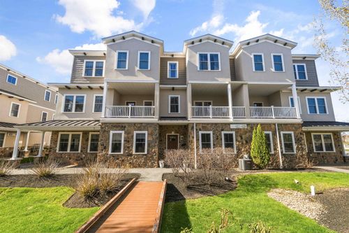 3 Milano Way, Salem, NH, 03079-3048 | Card Image