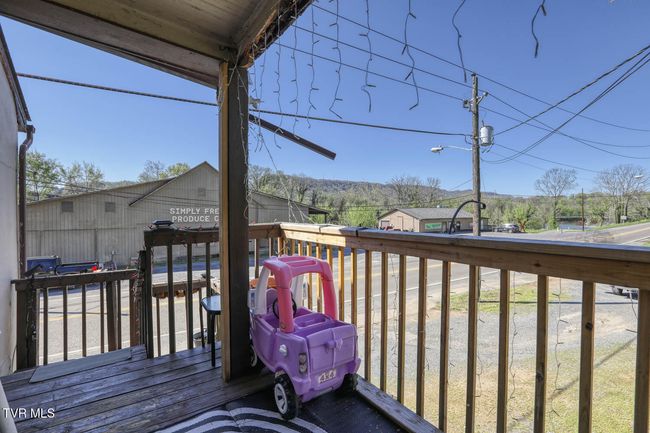 18241828 Netherland Inn Rd, House other with 2 bedrooms, 1 bathrooms and null parking in Kingsport TN | Image 34