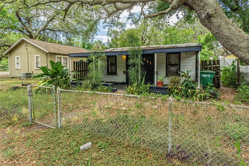 708 E Seneca Ave, TAMPA, FL, 33612-6855 | Card Image