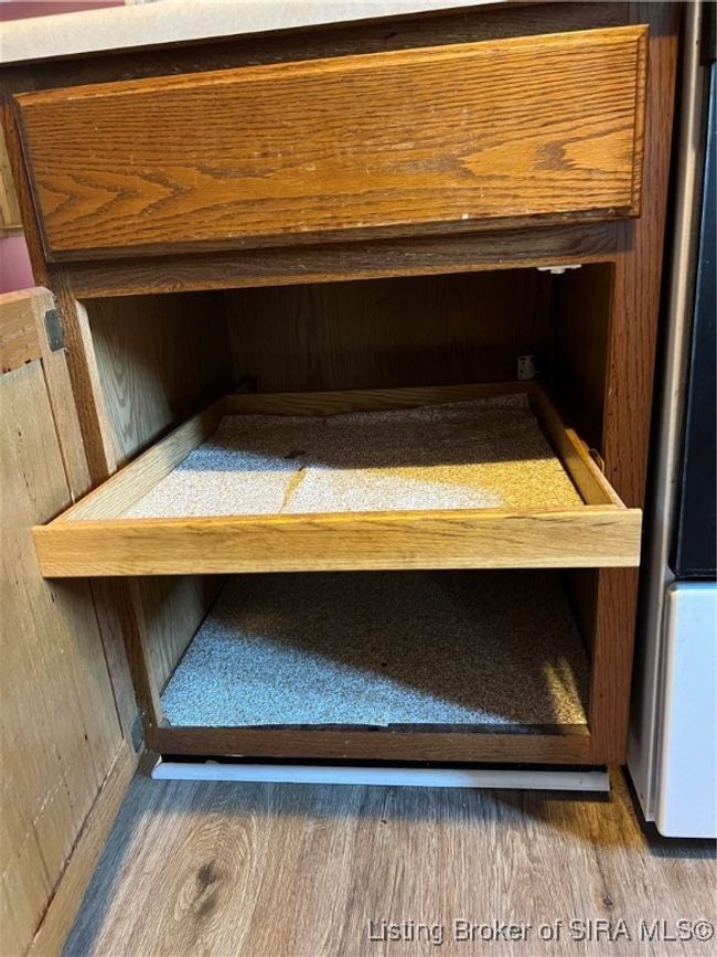 cabinet with pull out drawer | Image 8