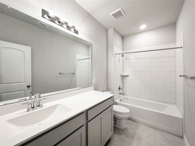 Second Bathroom | Image 27