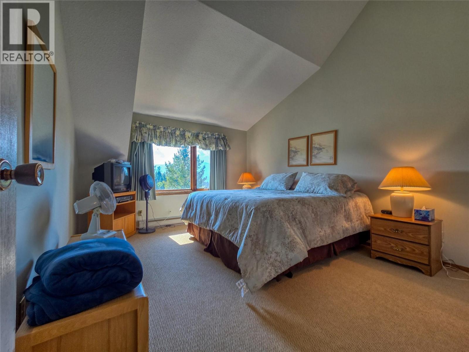 Residential in Radium Hot Springs 5