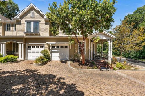 100 Boyer Ln, Los Gatos, CA, 95030-6019 | Card Image