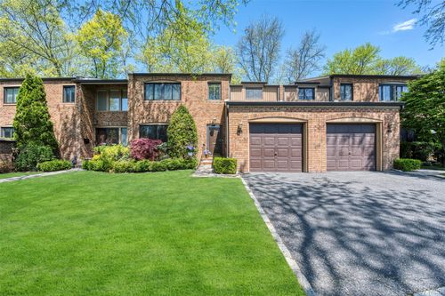 25 Windsor Gate Dr, New Hyde Park, NY, 11040-1062 | Card Image