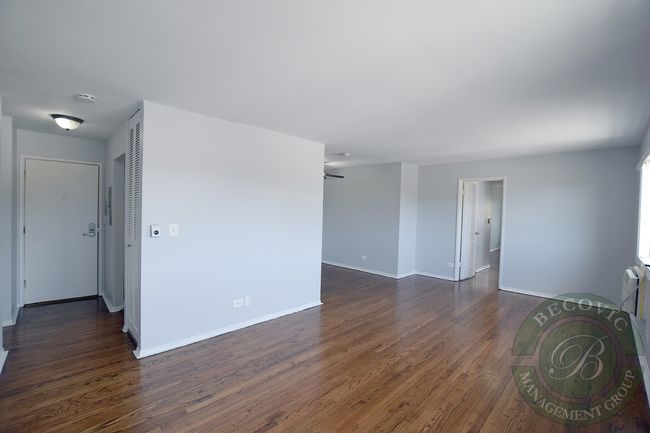 APT-403 - 7545 N Winchester Ave, Condo with 2 bedrooms, 2 bathrooms and 1 parking in Chicago IL | Image 4
