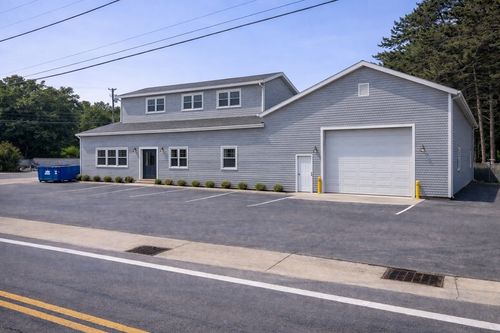 123 Withheld St, Dartmouth, MA, 02747 | Card Image