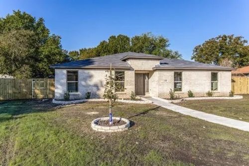 826 Bordner Dr, Lancaster, TX, 75146-2271 | Card Image