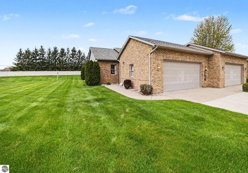 3-2770 Sable Ct, Mt Pleasant, MI, 48858-8093 | Card Image