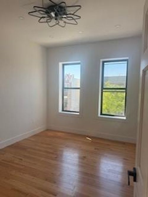 2-711 52nd Street, Brooklyn, NY, 11203 | Card Image
