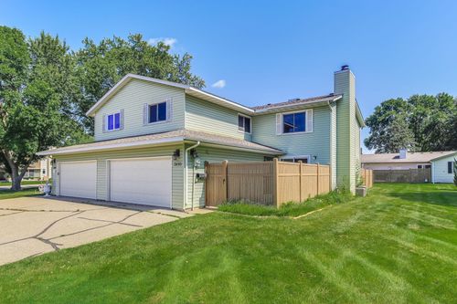 3490 Cloman Way, Inver Grove Heights, MN, 55076-1647 | Card Image