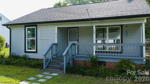 512 Florence Ave, Kannapolis, NC, 28083-4027 | Card Image