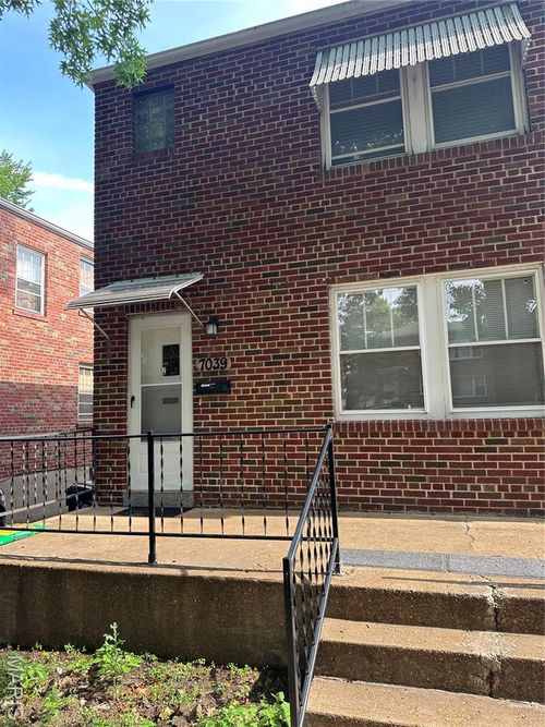 1f-7039 Dartmouth Ave, Saint Louis, MO, 63130-2315 | Card Image