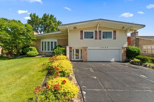 3650 E 34th Place, Hobart, IN, 46342 | Card Image