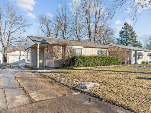 32 S Rosedale Avenue, Aurora, IL, 60506 | Card Image