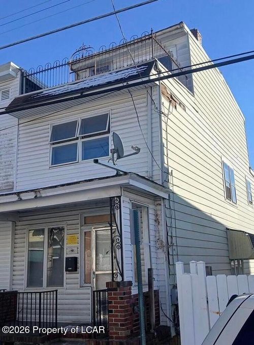 532 W Coal St, SHENANDOAH, PA, 17976-1537 | Card Image