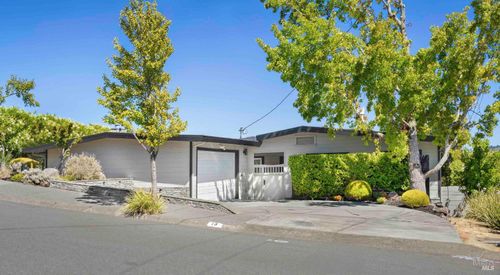 13 Ash Avenue, Corte Madera, CA, 94925 | Card Image