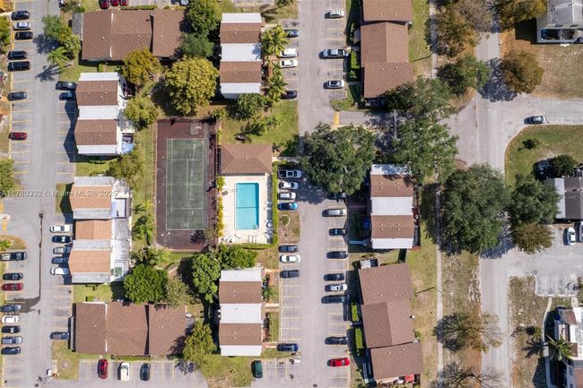 APT-33 - 3200 Nw 5 Th Ter, Townhouse with 2 bedrooms, 2 bathrooms and null parking in Pompano Beach FL | Image 24