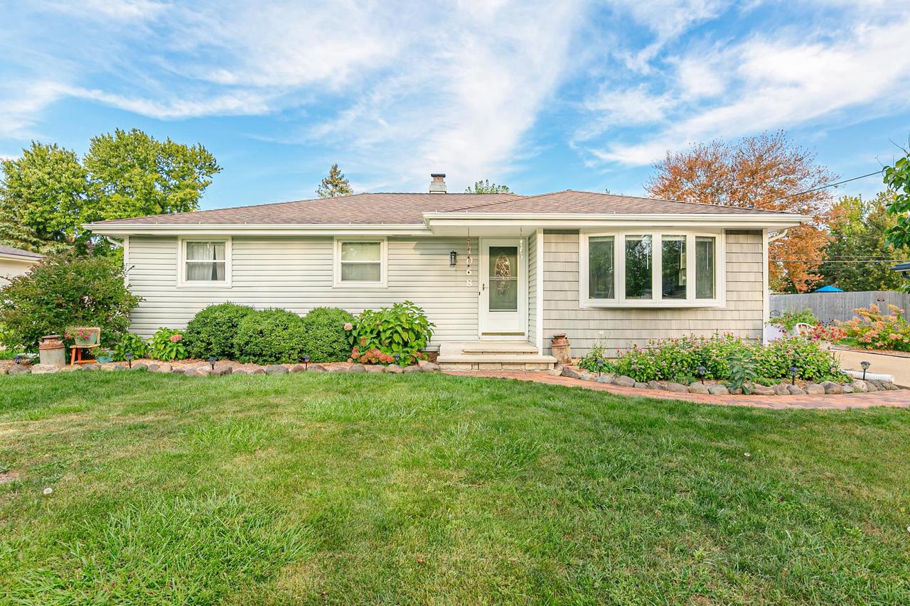 Meadow Ln, Neenah, WI 54956