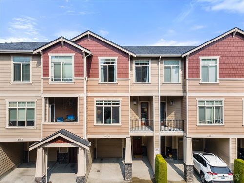 4000 Ne 3rd Pl, Renton, WA, 98056-4130 | Card Image