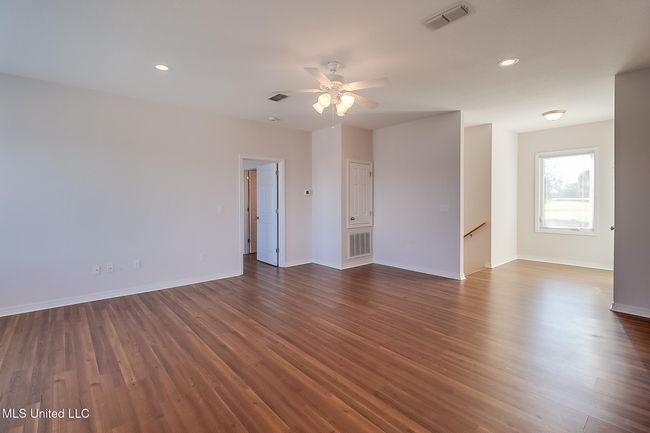 Apartment living room | Image 60