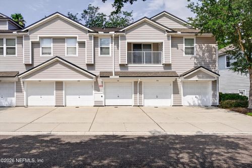 101-8196 Cabin Lake Cir, JACKSONVILLE, FL, 32256-8542 | Card Image