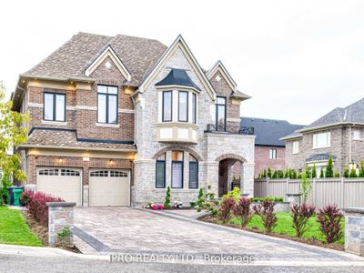 51 Classic Dr, House other with 4 bedrooms, 4 bathrooms and 9 parking in Brampton ON | Image 2