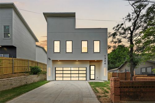 1344 Compton St, Dallas, TX, 75203-3394 | Card Image