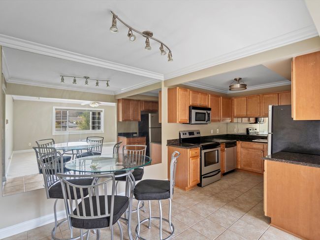 29 - 2311 Walton Blvd, Condo with 2 bedrooms, 2 bathrooms and null parking in Rochester Hills MI | Image 5