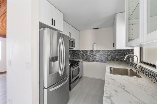 5-3303 Kirk Rd, Lake Worth, FL, 33461-2770 | Card Image