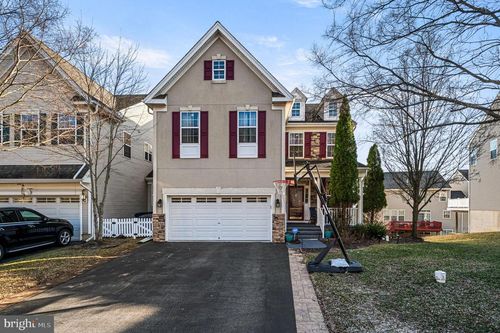 635 Sunderland Ave, CHESTER SPRINGS, PA, 19425-3837 | Card Image