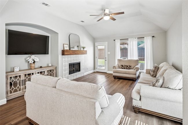 2808 Cascade Cove Dr, House other with 3 bedrooms, 2 bathrooms and null parking in Little Elm TX | Image 10