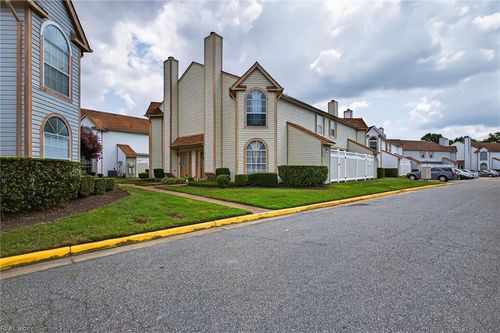 763 Harbor Springs Trl, Virginia Beach, VA, 23462-6954 | Card Image