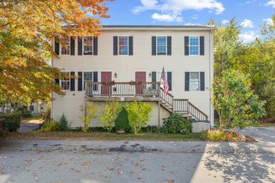 33 Myrtle Square, Home with 6 bedrooms, 3 bathrooms and 4 parking in Gloucester MA | Image 2