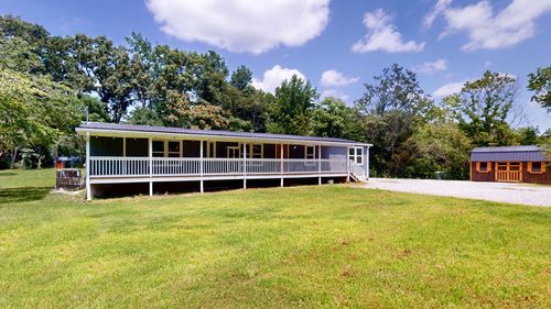 9464 Sugar Tree Dr, Bon Aqua, TN, 37025-1530 | Card Image