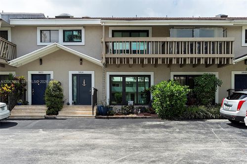 102-3814 Ne 166th St, North Miami Beach, FL, 33160-3814 | Card Image
