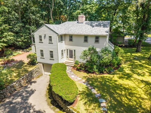 41 Locust Ave, Lexington, MA, 02421-5818 | Card Image