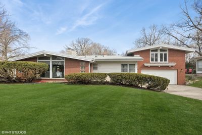 328 Walnut Lane, House other with 4 bedrooms, 2 bathrooms and 2 parking in Oak Brook IL | Image 1