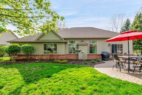 3226 Oxford W, Auburn Hills, MI, 48326-3965 | Card Image