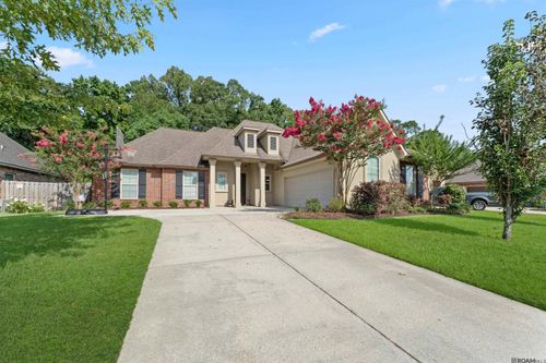 4908 Woodstock Way Dr, Greenwell Springs, LA, 70739-3775 | Card Image