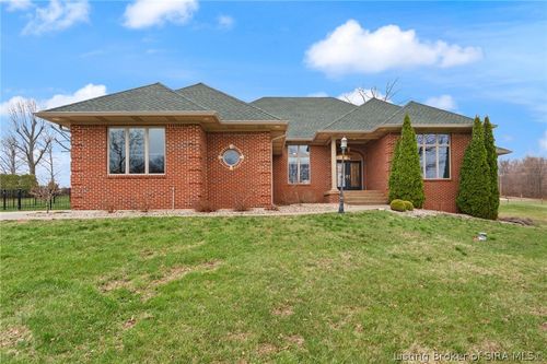 8000 Shenandoah Ln, Lanesville, IN, 47136-9430 | Card Image