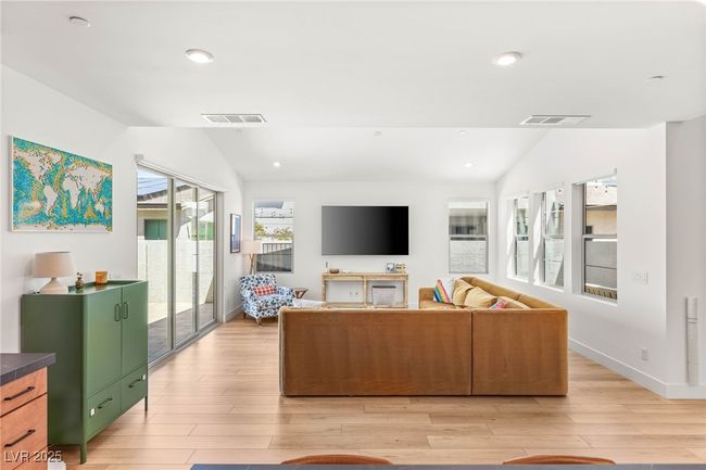 2578 Skylark Trail Street, House other with 4 bedrooms, 4 bathrooms and null parking in Henderson NV | Image 15