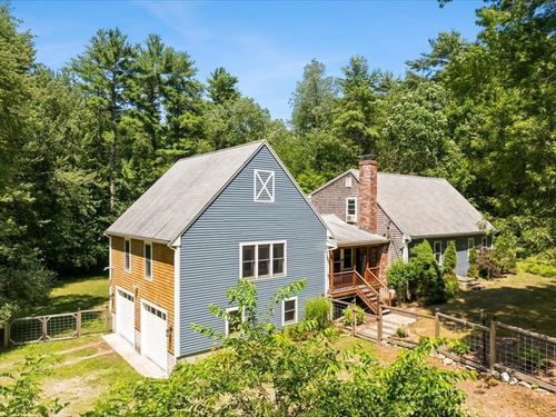 107 Dr Braley Rd, East Freetown, MA, 02717-1816 | Card Image