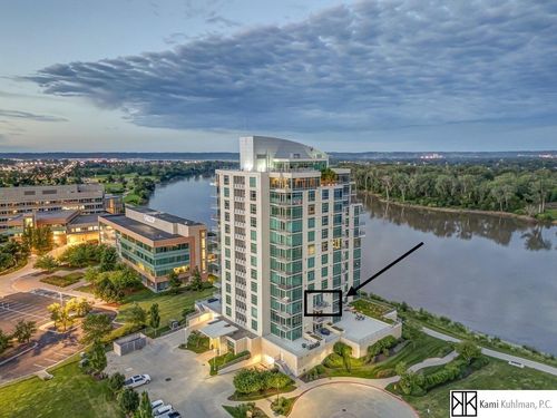 apt-506-444 Riverfront Plz, Omaha, NE, 68102-4247 | Card Image