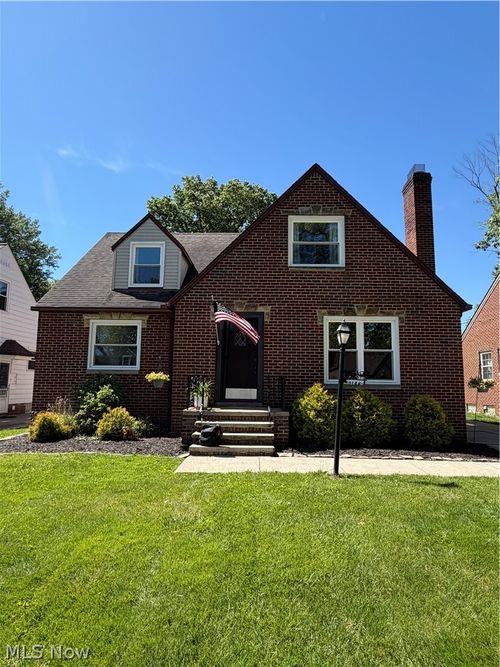 21779 Eaton Rd, Cleveland, OH, 44126-2309 | Card Image