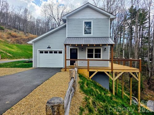 22 Salt Box Hvn, Burnsville, NC, 28714-2077 | Card Image