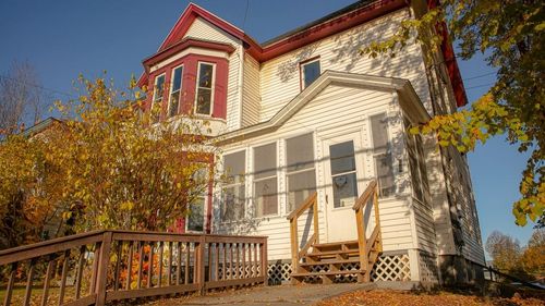 56 Eastern Ave, Newport, VT, 05855-2169 | Card Image