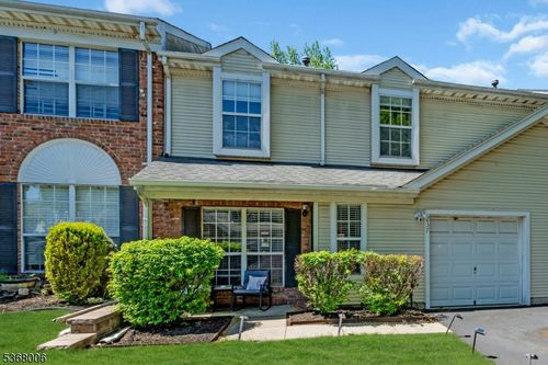 237 Harlech Way, Somerset, NJ, 08873-6443 | Card Image