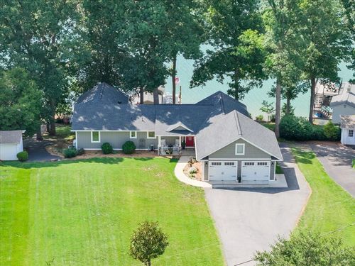 129 Douglas Dr, Moneta, VA, 24121-3412 | Card Image