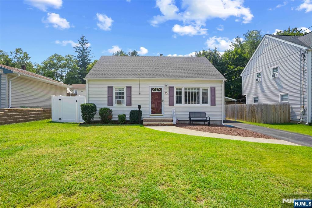 Residential in Bloomingdale 2