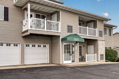 203-2022 29th Pl Nw, Rochester, MN, 55901-0840 | Card Image